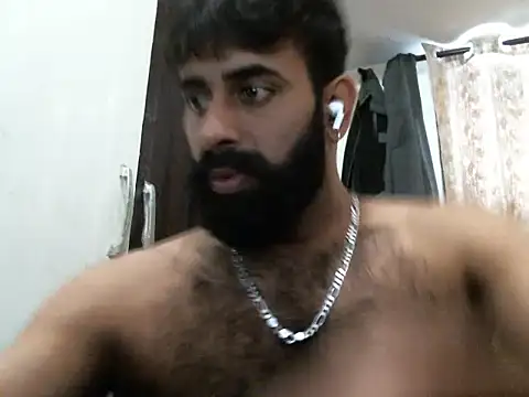 Snapshot of indianhairybull chatting on February 2026 05:02:01 AM indianhairybull online show from February 2026 05:02:01 AM