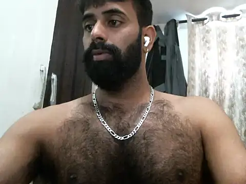 Snapshot of indianhairybull chatting on January 2026 04:52:02 AM indianhairybull online show from January 2026 04:52:02 AM