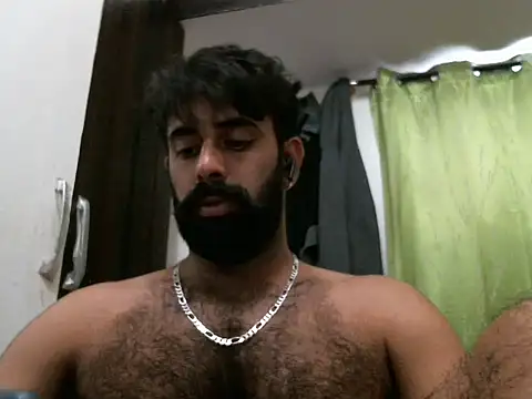 Snapshot of indianhairybull chatting on February 2025 05:57:01 AM indianhairybull online show from February 2025 05:57:01 AM