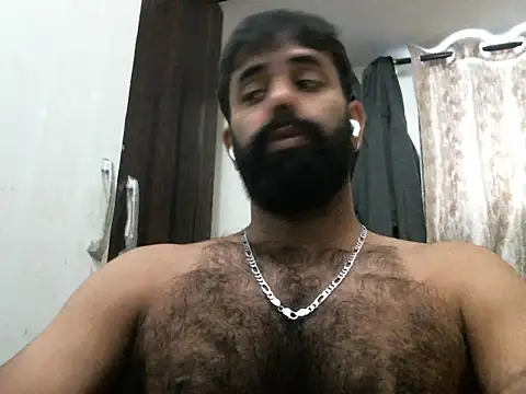 Snapshot of indianhairybull chatting on December 2025 04:50:02 AM indianhairybull online show from December 2025 04:50:02 AM