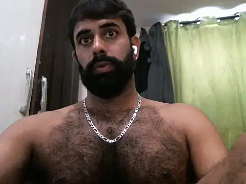 Snapshot of indianhairybull chatting on October 2025 04:33:01 AM indianhairybull online show from October 2025 04:33:01 AM