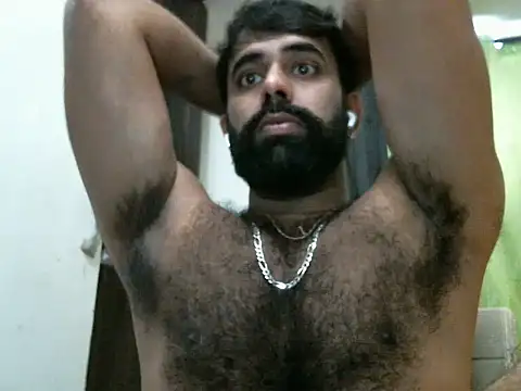Snapshot of indianhairybull chatting on October 2025 04:46:01 AM indianhairybull online show from October 2025 04:46:01 AM