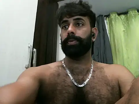 Snapshot of indianhairybull chatting on March 2025 12:39:02 PM indianhairybull online show from March 2025 12:39:02 PM