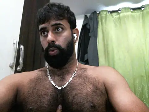 Snapshot of indianhairybull chatting on October 2025 04:43:01 AM indianhairybull online show from October 2025 04:43:01 AM