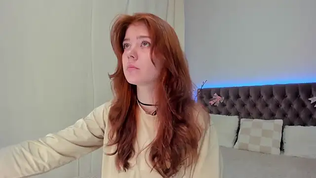 Snapshot of Ella_Mayers chatting on March 2025 09:13:02 PM Ella Mayers online show from March 2025 09:13:02 PM