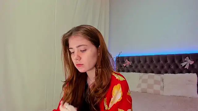 Snapshot of Ella_Mayers chatting on March 2025 03:54:01 AM Ella Mayers online show from March 2025 03:54:01 AM