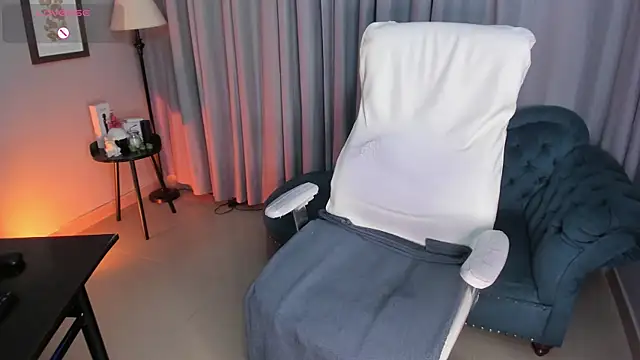 Dafne 00 online show from April 2026 12:50:01 PM