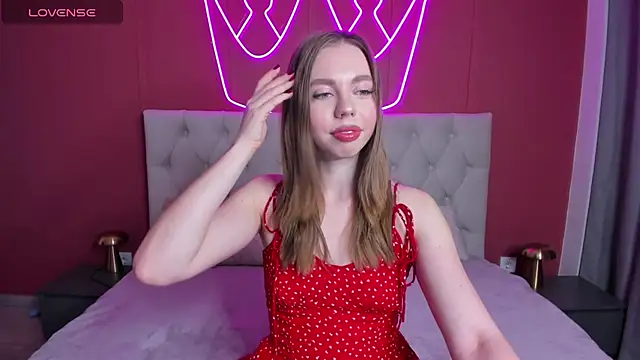 Snapshot of TessaAdorable chatting on March 2025 01:25:02 AM TessaAdorable online show from March 2025 01:25:02 AM
