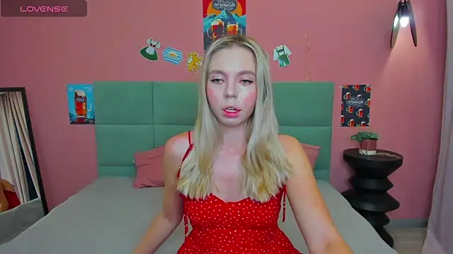 Snapshot of TessaAdorable chatting on September 2025 01:23:02 AM TessaAdorable online show from September 2025 01:23:02 AM