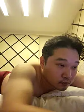 offwhite777 online show from November 2025 12:16:02 PM