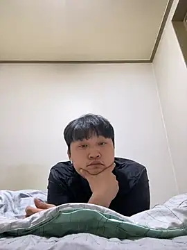 Snapshot of offwhite777 chatting on January 2025 01:56:02 PM offwhite777 online show from January 2025 01:56:02 PM