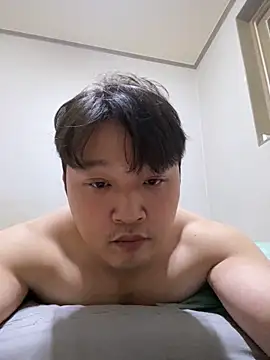 Snapshot of offwhite777 chatting on February 2025 02:26:01 PM offwhite777 online show from February 2025 02:26:01 PM