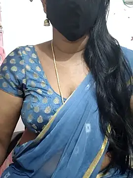 Snapshot of Tamil_Meera12 chatting on October 2025 06:54:02 PM Tamil Meera12 online show from October 2025 06:54:02 PM