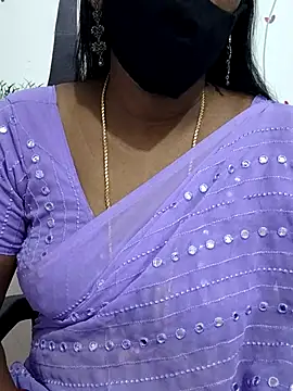 Snapshot of Tamil_Meera12 chatting on September 2025 06:42:02 AM Tamil Meera12 online show from September 2025 06:42:02 AM