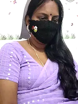 Snapshot of Tamil_Meera12 chatting on May 2026 05:44:02 AM Tamil Meera12 online show from May 2026 05:44:02 AM