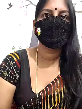 Snapshot of Tamil_Meera12 chatting on May 2026 03:22:02 AM Tamil Meera12 online show from May 2026 03:22:02 AM