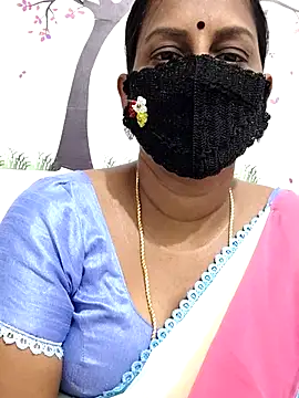 Snapshot of Tamil_Meera12 chatting on April 2026 11:51:02 AM Tamil Meera12 online show from April 2026 11:51:02 AM