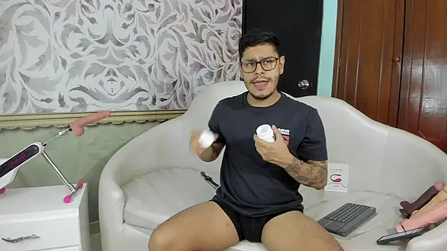 angel fetish  online show from March 2025 03:45:01 AM