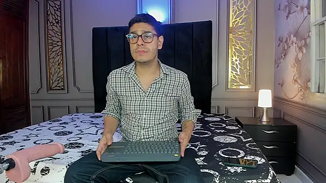 angel fetish  online show from February 2025 04:51:02 AM