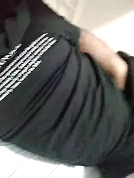 NAvoglia online show from November 2025 05:13:02 PM