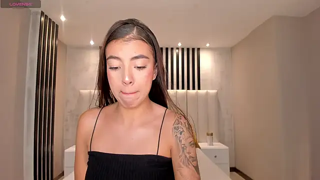 IsabellaKroft online show from March 2025 07:06:02 PM