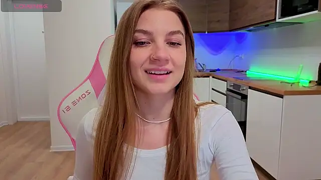 Enjoy everymoment  online show from April 2026 10:13:01 PM