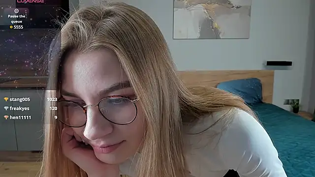 Enjoy everymoment  online show from March 2025 12:00:02 AM