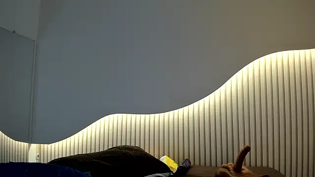 Lia Guzman online show from March 2026 03:34:01 AM