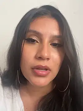 Arianna Fioree online show from July 2026 10:07:02 PM