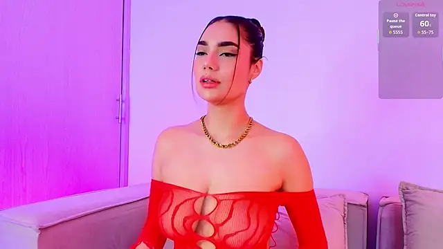 Alyssia Collins online show from November 2025 04:56:02 AM