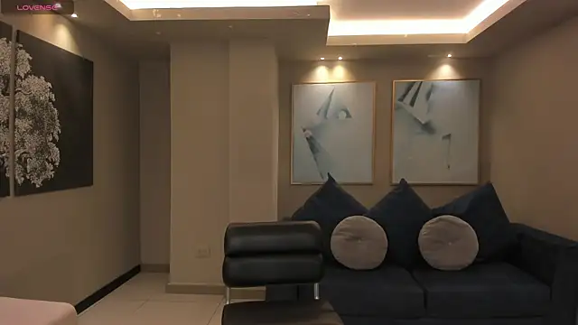 BeccaBaxter online show from November 2025 08:31:01 PM