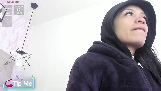 Raichell  online show from June 2026 12:10:02 PM