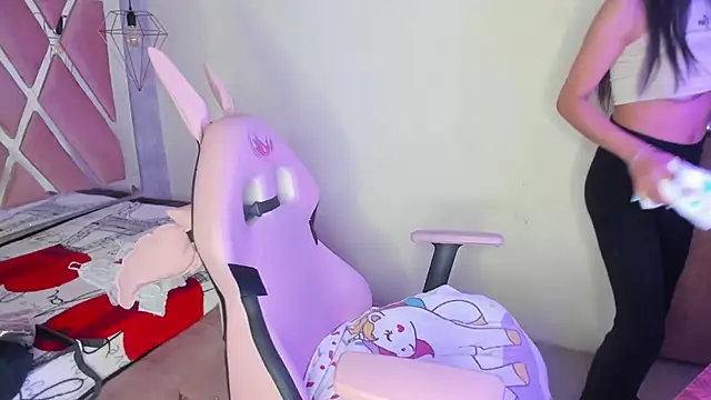 Raichell  online show from March 2025 03:51:02 AM