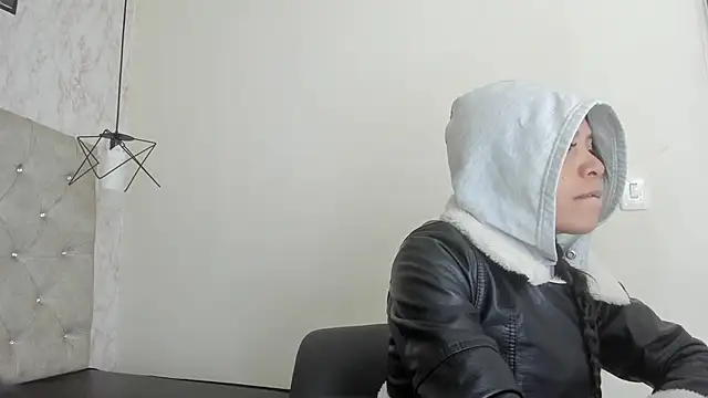 Raichell  online show from June 2026 11:54:02 AM