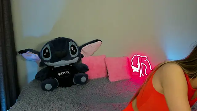 EvaBalmer online show from November 2025 07:12:02 AM