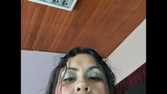 Snapshot of kyliebigboobs chatting on December 2025 05:28:02 PM kyliebigboobs online show from December 2025 05:28:02 PM