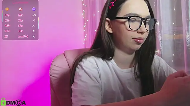 Snapshot of Arianahot777 chatting on November 2025 08:02:01 PM Arianahot777 online show from November 2025 08:02:01 PM