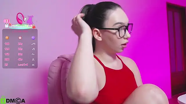 Snapshot of Arianahot777 chatting on November 2025 09:37:01 PM Arianahot777 online show from November 2025 09:37:01 PM