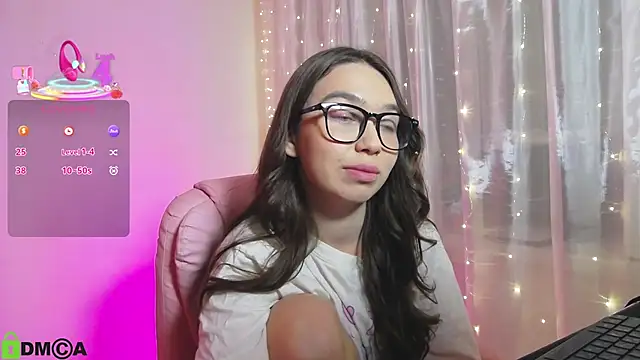 Arianahot777 online show from September 2025 08:40:01 PM