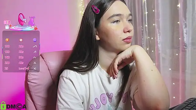 Snapshot of Arianahot777 chatting on November 2025 10:13:02 PM Arianahot777 online show from November 2025 10:13:02 PM