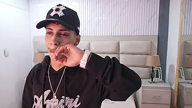 JhoanLeandro online show from March 2026 03:23:01 AM