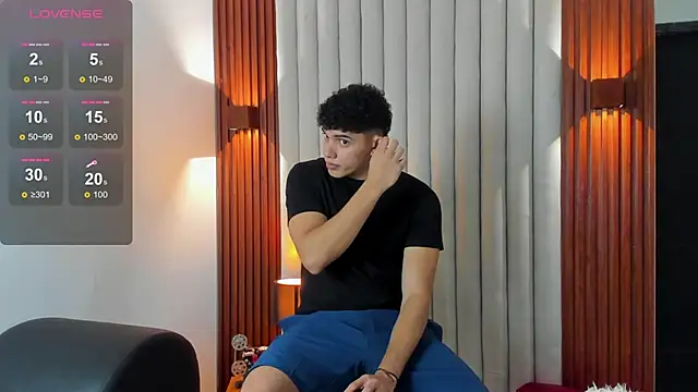 Justin mack online show from December 2025 07:15:02 PM