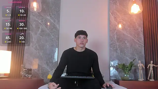 Justin mack online show from October 2025 12:17:02 PM