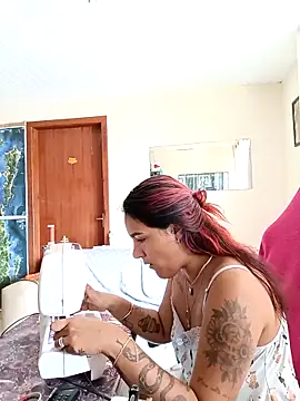 Pantaneirasexy online show from September 2025 01:06:02 PM