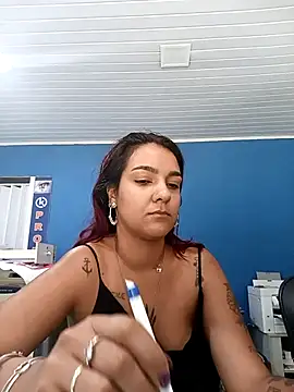 Pantaneirasexy online show from December 2025 02:08:02 PM