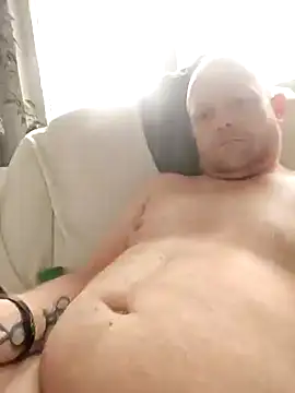 Snapshot of bouraktom6 chatting on December 2025 07:54:01 AM bouraktom6 online show from December 2025 07:54:01 AM