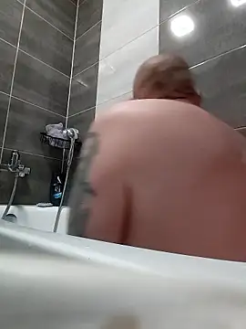 Snapshot of bouraktom6 chatting on January 2026 02:24:01 PM bouraktom6 online show from January 2026 02:24:01 PM