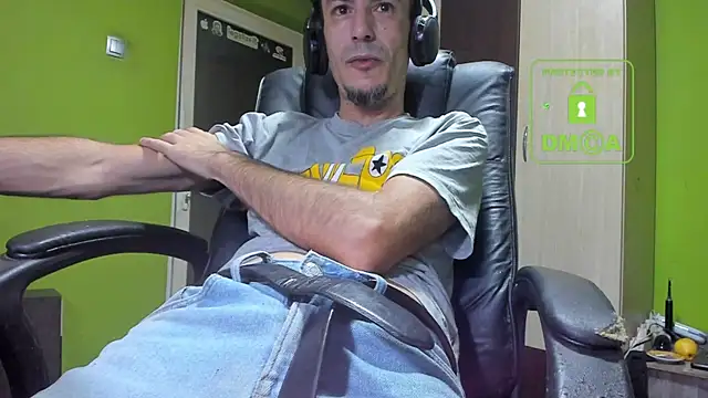 BigCumShoot online show from November 2025 05:08:02 AM