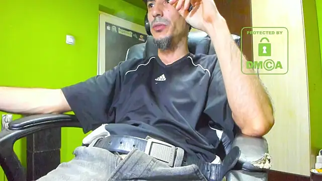 BigCumShoot online show from December 2025 05:33:01 AM