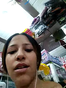 Snapshot of vicky_bass chatting on March 2025 03:37:02 PM vicky bass online show from March 2025 03:37:02 PM